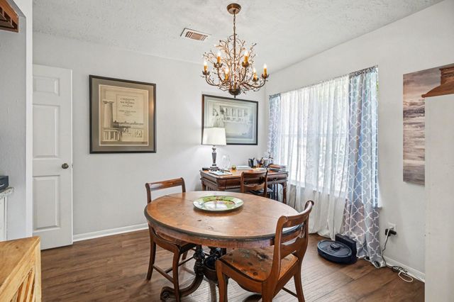 16810 Finewood Way, Houston, TX 77058