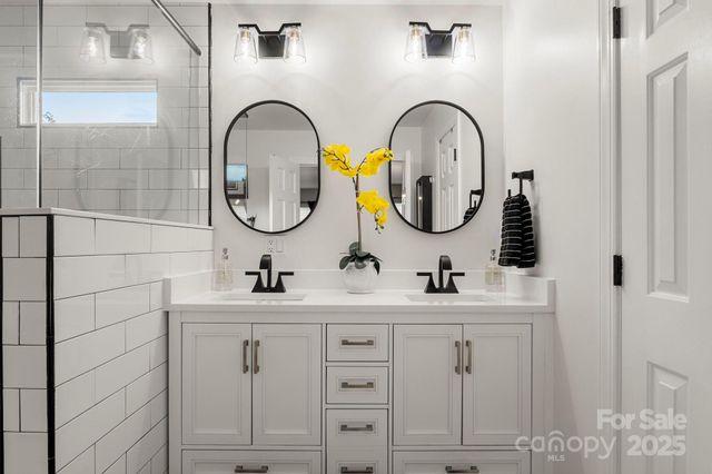 10508 Annalexa Lane, Charlotte, NC 28277