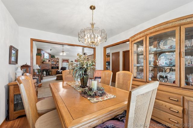 1313 Fairfax Court, Yukon, OK 73099