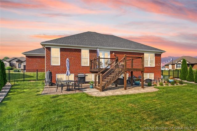 5618 Covington Drive, Charlestown, IN 47111