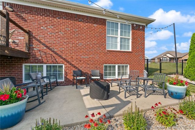 5618 Covington Drive, Charlestown, IN 47111