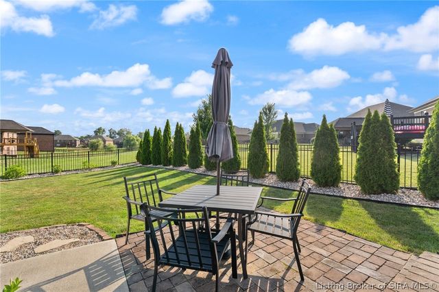 5618 Covington Drive, Charlestown, IN 47111