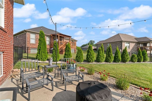 5618 Covington Drive, Charlestown, IN 47111