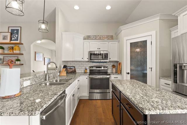 5618 Covington Drive, Charlestown, IN 47111