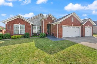 5618 Covington Drive, Charlestown, IN 47111