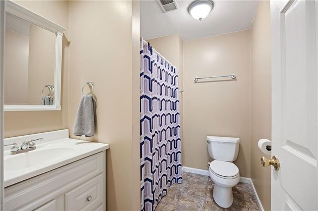 5622 Harbormist Drive, Powder Springs, GA 30127