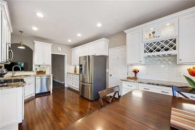5622 Harbormist Drive, Powder Springs, GA 30127