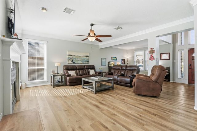 1606 Cherokee Street, Deer Park, TX 77536