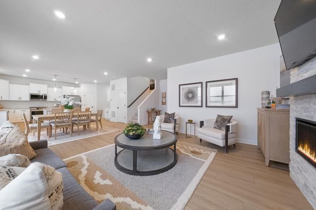 1077 Achilles Drive, Rosemount, MN 55068