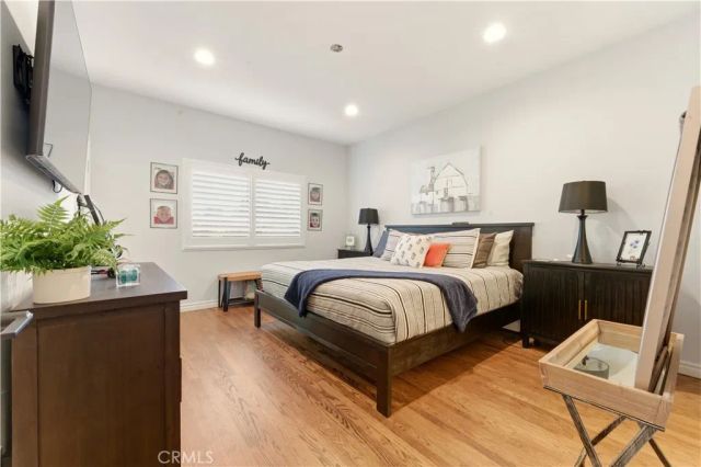 200 Villa Point, Newport Beach, CA 92660