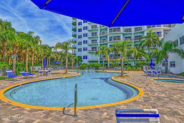 2 Oceans West Blvd Apt 705, Daytona Beach, FL 32118