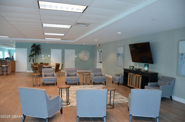 2 Oceans West Blvd Apt 705, Daytona Beach, FL 32118