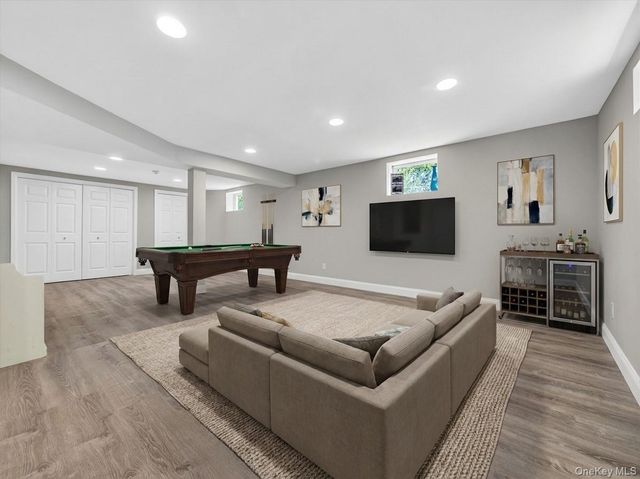 27 Concord Drive, New City, NY 10956