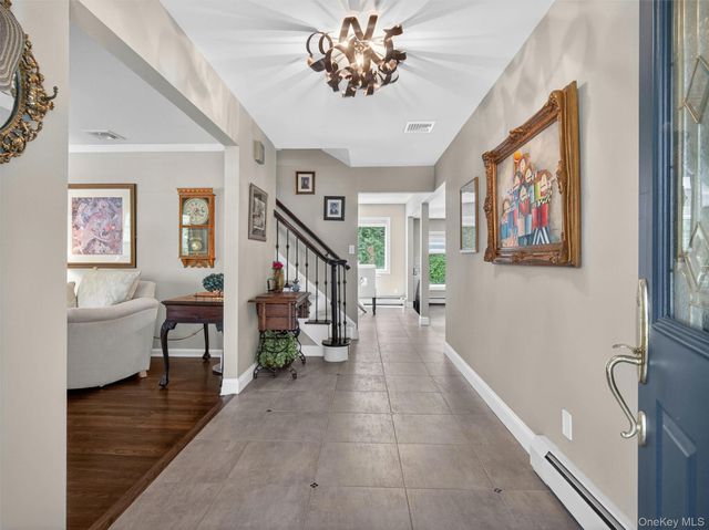 27 Concord Drive, New City, NY 10956