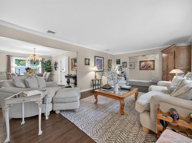 27 Concord Drive, New City, NY 10956