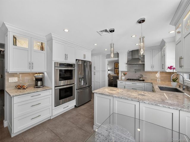 27 Concord Drive, New City, NY 10956