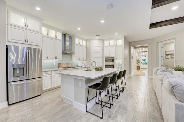 2005 6TH ST E, Palmetto, FL 34221