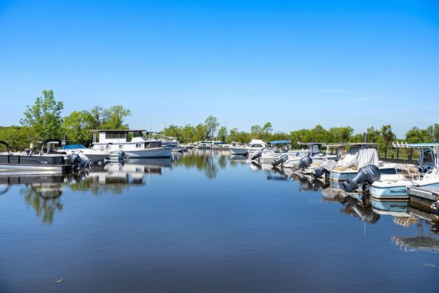172 Tuckers Rd., Pawleys Island, SC 29585