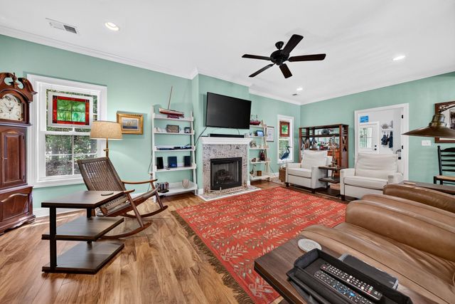 172 Tuckers Rd., Pawleys Island, SC 29585