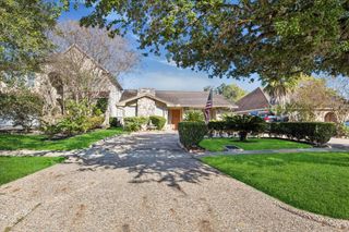 3716 Bellaire Boulevard, Southside Place, TX 77025