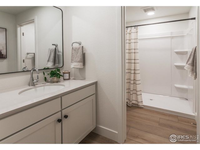 792 Chatter Rd, Windsor, CO 80550