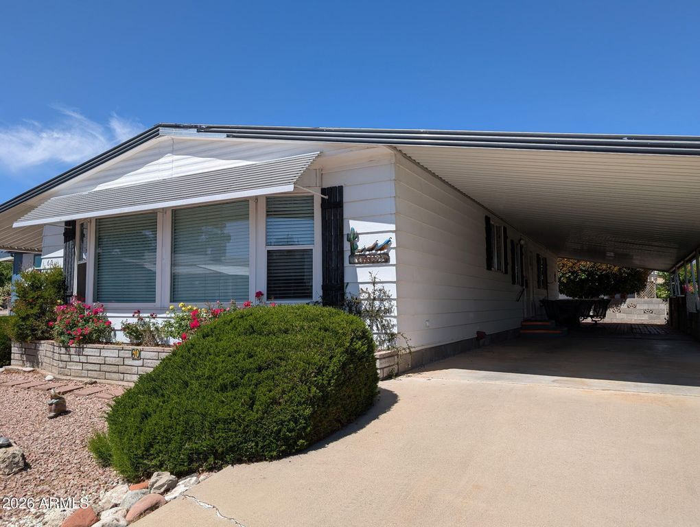 Image 4 of property listing at 325 W STATE ROUTE 89A --, Cottonwood, AZ 86326