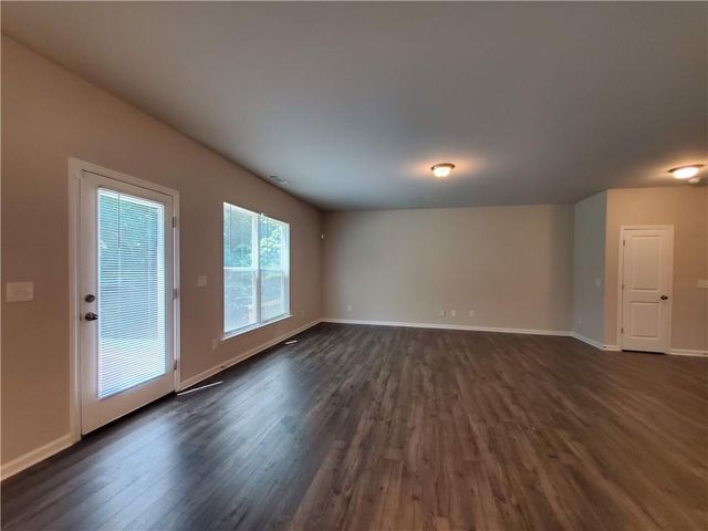 165 Canvas Ives Drive, Lawrenceville, GA 30045