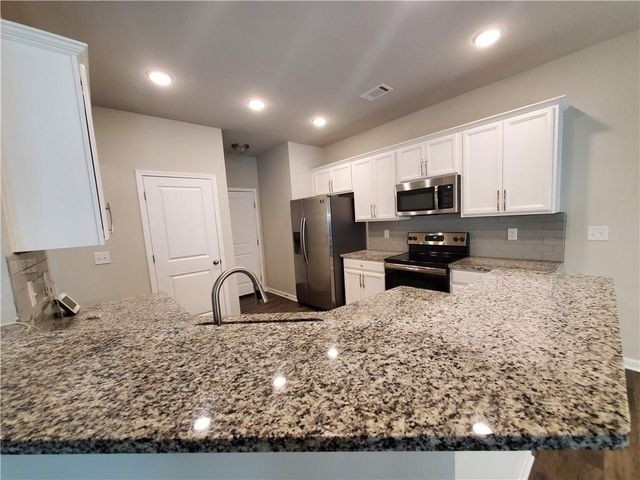 165 Canvas Ives Drive, Lawrenceville, GA 30045