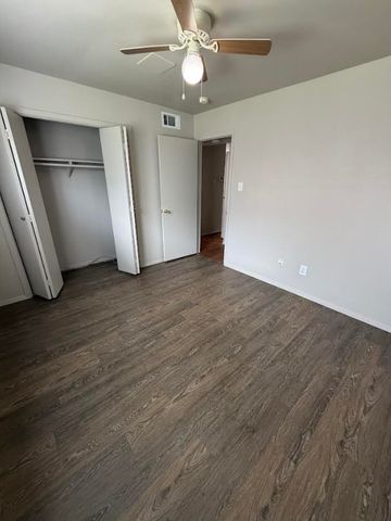 804 Navidad B, Bryan, TX 77801