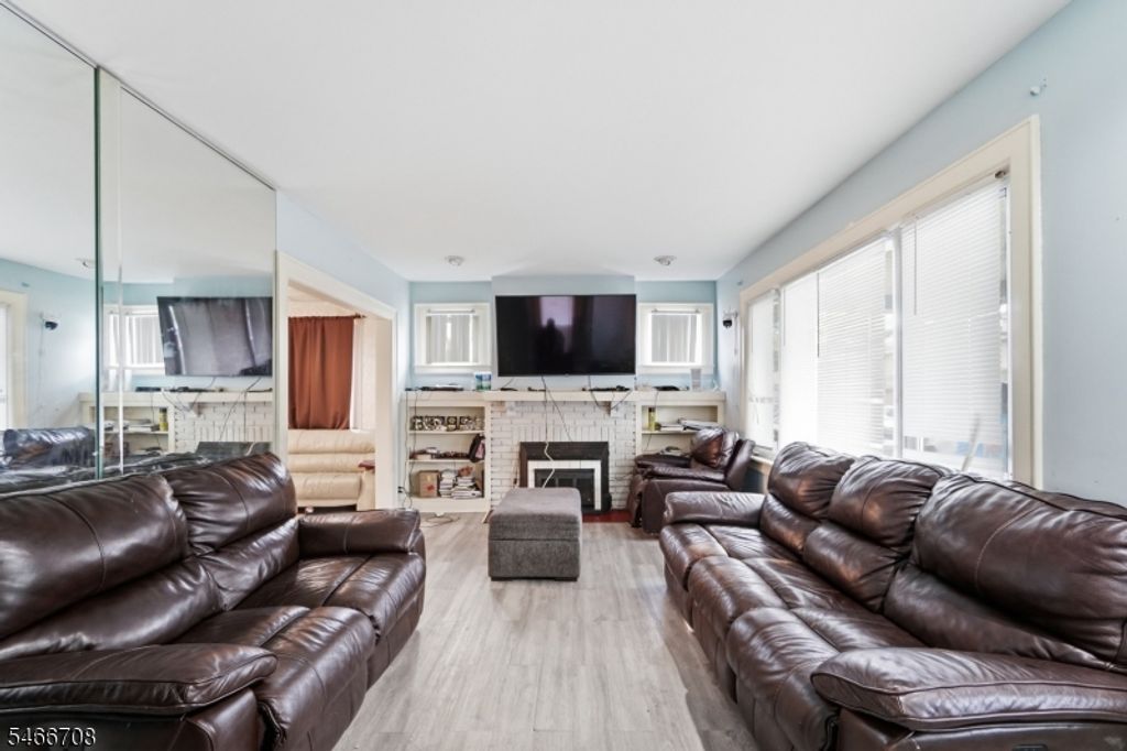 33 Fairbanks St, Hillside Twp., NJ 07205 — photo 3