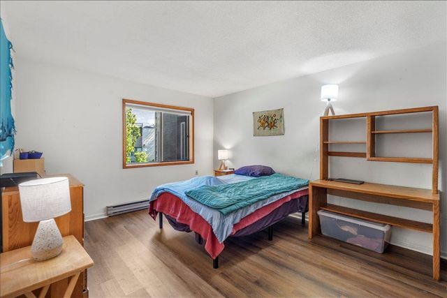 11 Hawthorne Circle, South Burlington, VT 05403