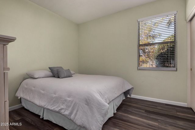 17709 W SUNBELT Drive, Surprise, AZ 85374