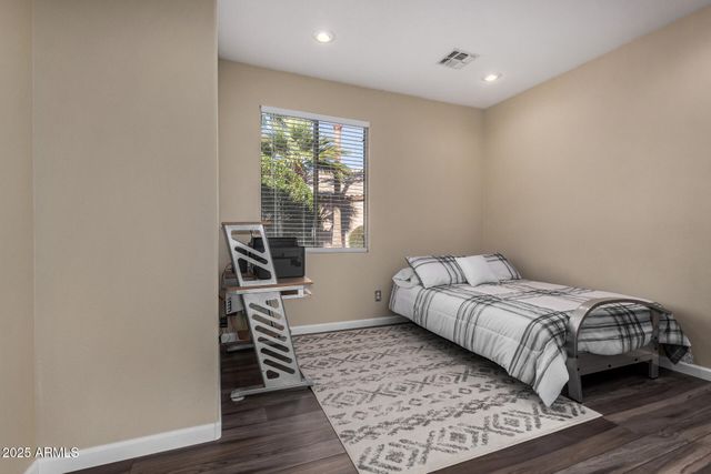 17709 W SUNBELT Drive, Surprise, AZ 85374