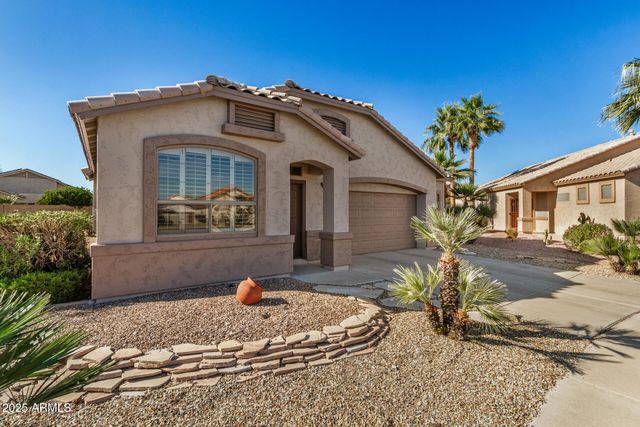 17709 W SUNBELT Drive, Surprise, AZ 85374