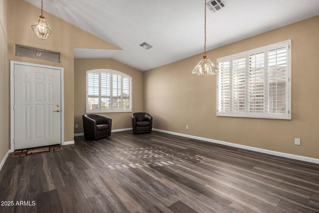 17709 W SUNBELT Drive, Surprise, AZ 85374