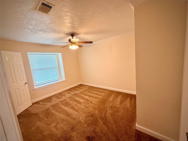 1309 Piney Woods Drive, Friendswood, TX 77546