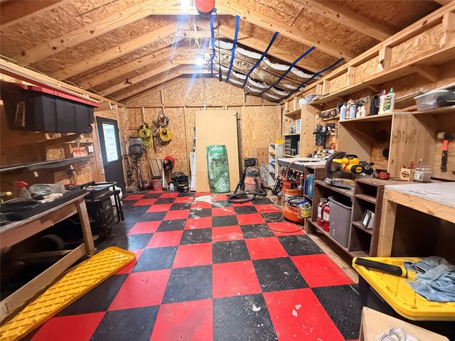 1309 Piney Woods Drive, Friendswood, TX 77546