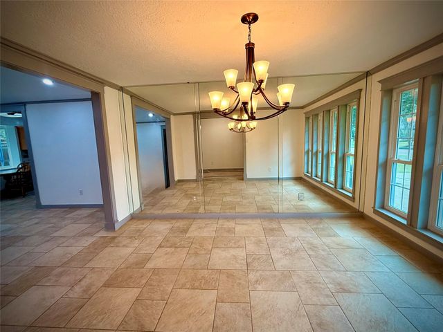 1309 Piney Woods Drive, Friendswood, TX 77546