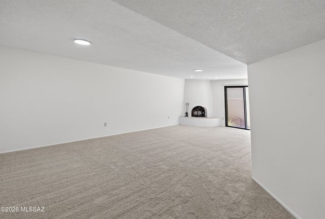 9878 E 1st Street, Tucson, AZ 85748