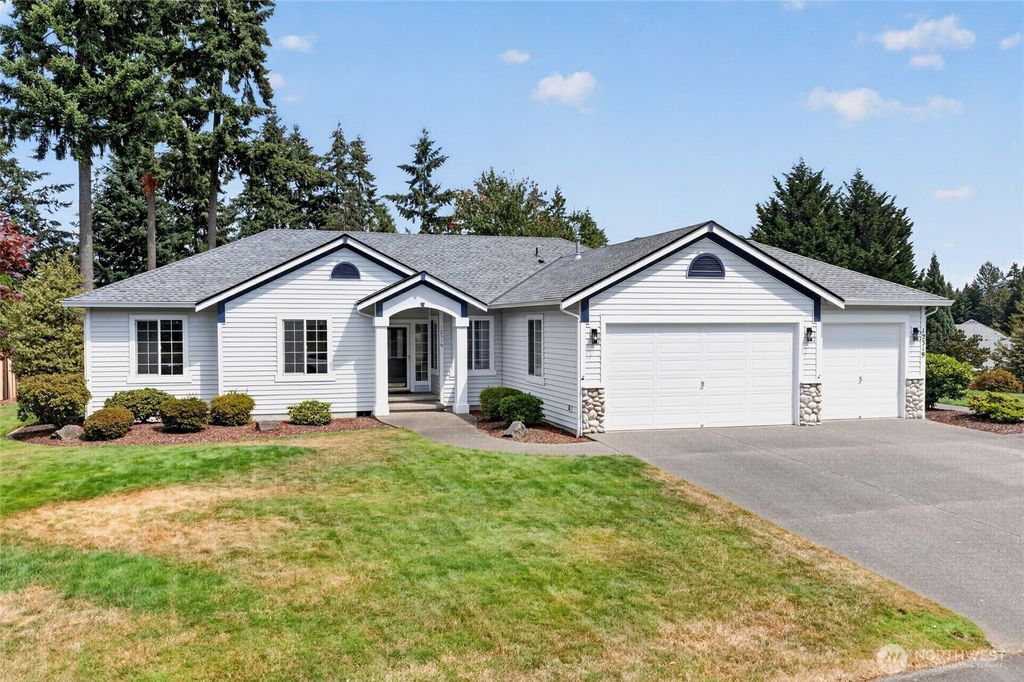 12319 203rd Avenue Ct E, Bonney Lake, WA 98391