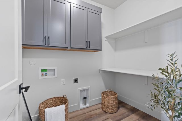 420 S Diesel Way, Boise, ID 83716