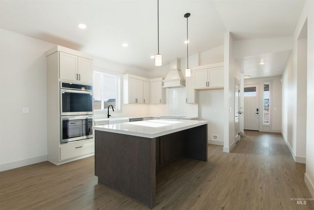 420 S Diesel Way, Boise, ID 83716