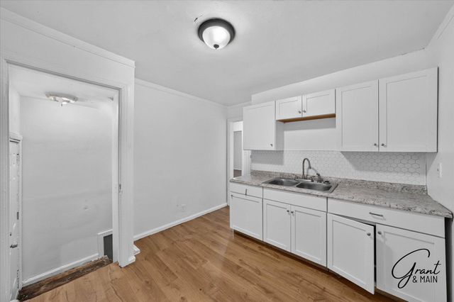 20101 Hickory Street, Detroit City, MI 48205