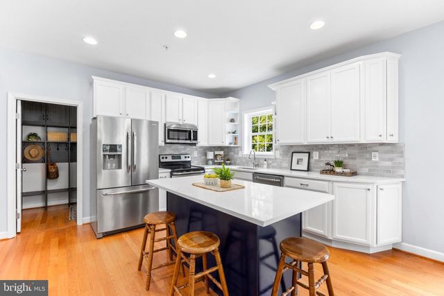 978 GALESVILLE RD, Galesville, MD 20765