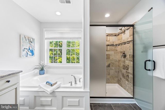 978 GALESVILLE RD, Galesville, MD 20765