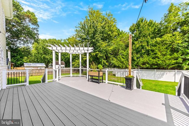 978 GALESVILLE RD, Galesville, MD 20765