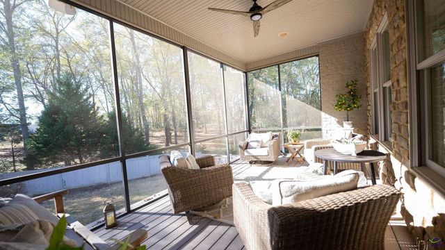 108 River Rock Court, Perry, GA 31069