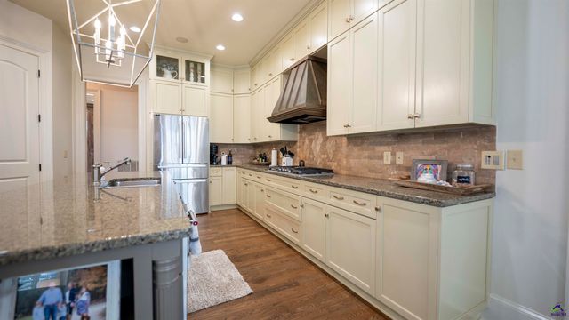 108 River Rock Court, Perry, GA 31069