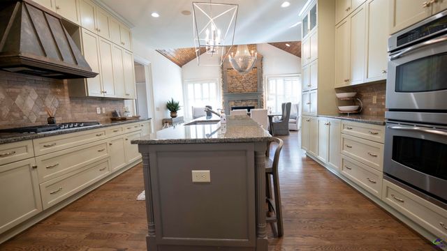 108 River Rock Court, Perry, GA 31069