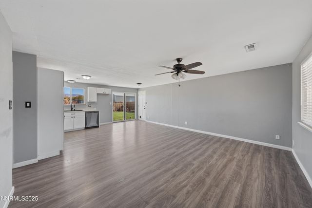 889 Tillman Lane, Gardnerville, NV 89460